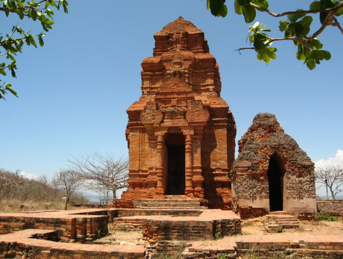 Tháp Poshanu