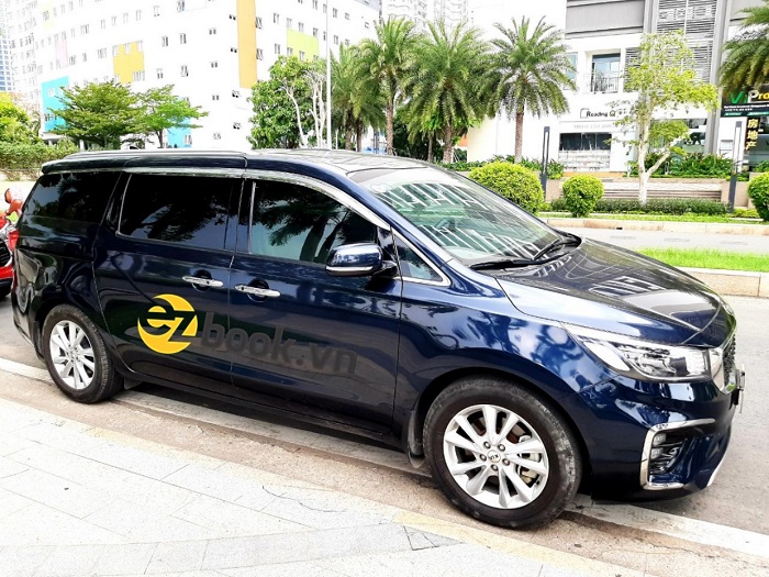 Ezbookcar cho thuê đa dạng mẫu xe 7 chỗ