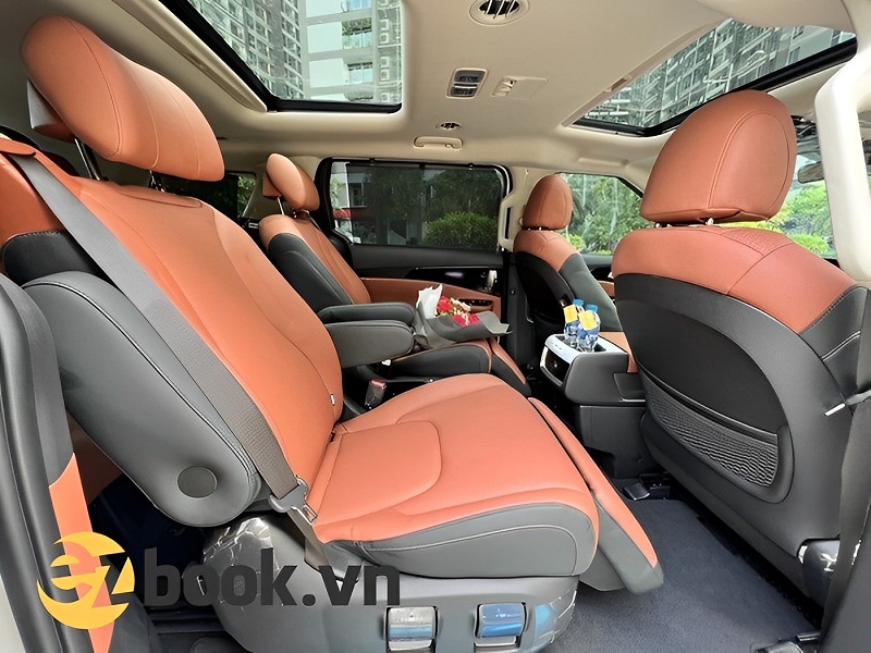 Ezbook dịch vụ cho thuê xe Kia Carnival hàng đầu trên thị trường
